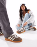 VIRAL adidas Handball Spezial trainers brown and white